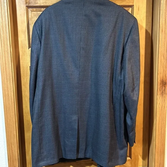 Burberry’s Suit Jacket